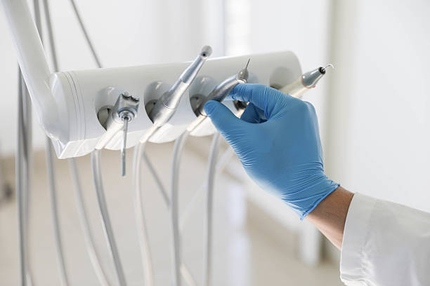 Professional Wisdom Tooth Removal technician working in Paw Paw Lake, MI